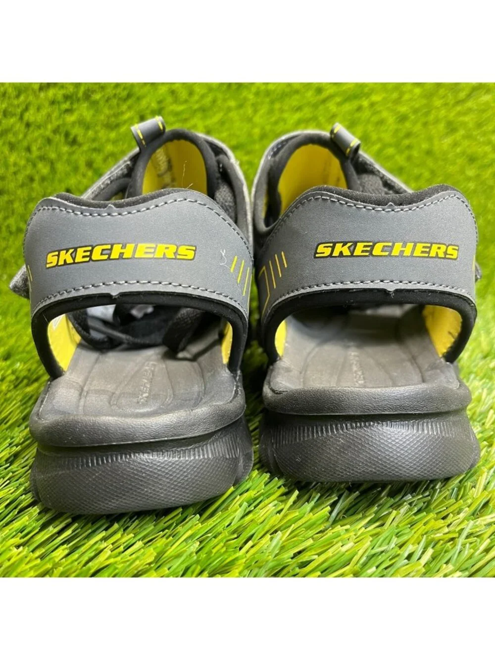 Skechers please review